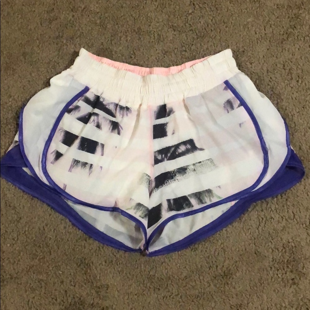 printed lulu shorts